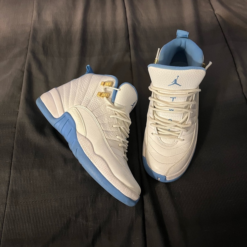 Air Jordan 12 University Blue 5.5y